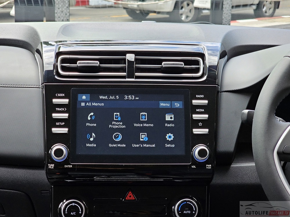 Hyundai Creta Black Edition dùng màn hình cảm ứng 8 inch