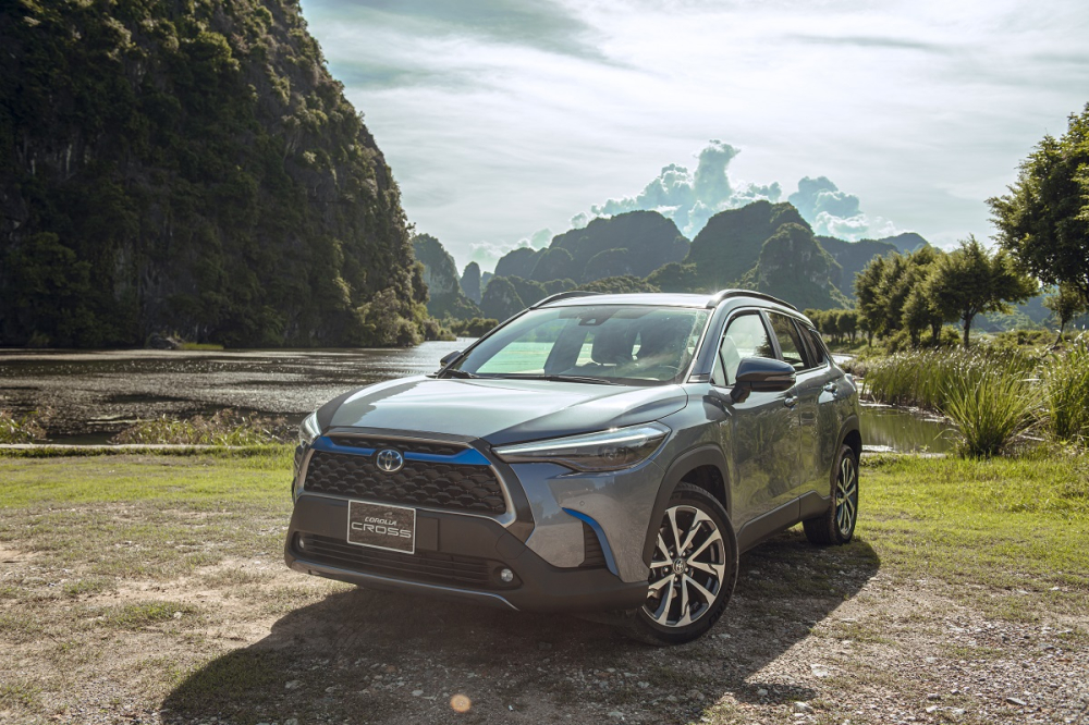 Vua phân khúc Toyota Corolla Cross được hỗ trợ 50% lệ phí trước bạ để cạnh tranh xe lắp ráp trong nước Vua phân khúc Toyota Corolla Cross được hỗ trợ 50% lệ phí trước bạ để cạnh tranh xe lắp ráp trong nước