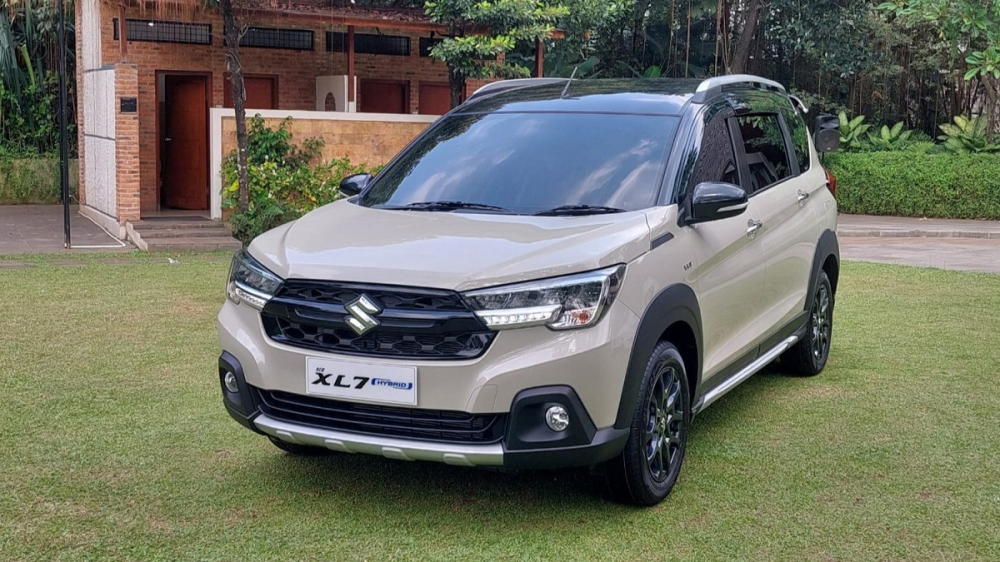 Suzuki XL7 Hybrid 2023 thay đổi nhẹ ở thiết kế ngoại thất Suzuki XL7 Hybrid 2023 thay đổi nhẹ ở thiết kế ngoại thất