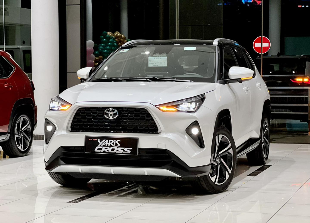 Toyota Yaris Cross 2023 ra mắt thị trường sát cạnh Việt Nam