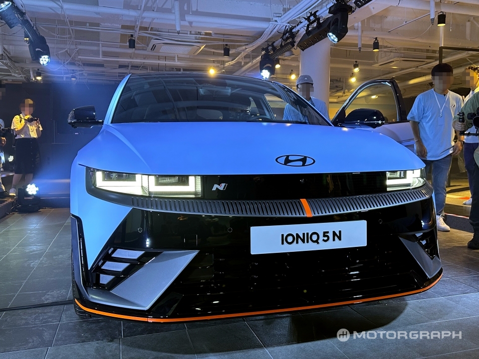 Hyundai Ioniq 5 N 2024 có thể tăng tốc trong 3,4 giây
