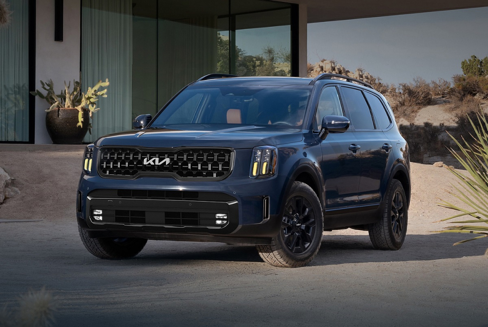 Kia Telluride 2024 bản X-Line và X-Pro có những điểm nhấn ngoại thất màu đen bóng Kia Telluride 2024 bản X-Line và X-Pro có những điểm nhấn ngoại thất màu đen bóng