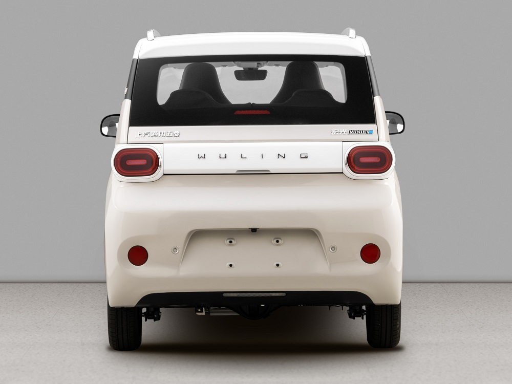 Thiết kế phía sau của Wuling Hongguang Mini EV 2024