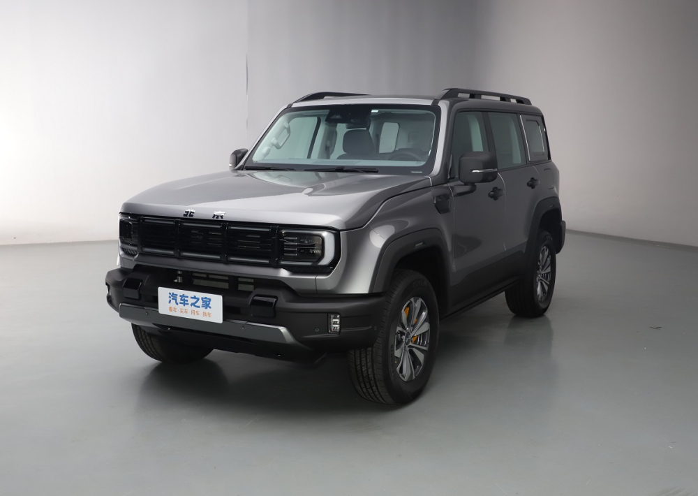 Beijing BJ40 2024 chính thức trình làng, thiết kế như phiên bản giá rẻ của Mercedes-Benz G-Class