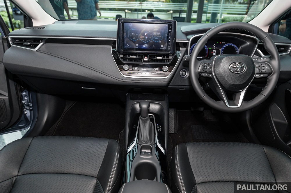 Nội thất của Toyota Corolla Altis 2023 bản cao cấp