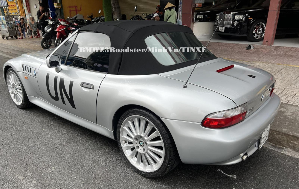 Những thú vị trên BMW Z3 Roadster hiếm có khó tìm tại Việt Nam của "Qua" Vũ, chất riêng của nhà sưu tập