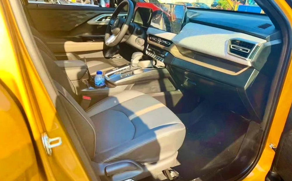 Mitsubishi Xforce được trang bị ghế bọc da và màn hình cảm ứng trung tâm cỡ lớn Mitsubishi Xforce được trang bị ghế bọc da và màn hình cảm ứng trung tâm cỡ lớn