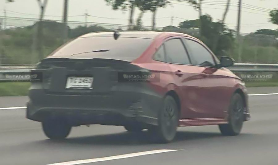 Toyota Vios GR Sport 2024 lần đầu tiên xuất hiện trên đường phố