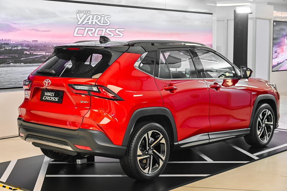 Toyota Yaris Cross 2024 tại Thái Lan có thể sơn 1 màu hoặc phối với nóc đen