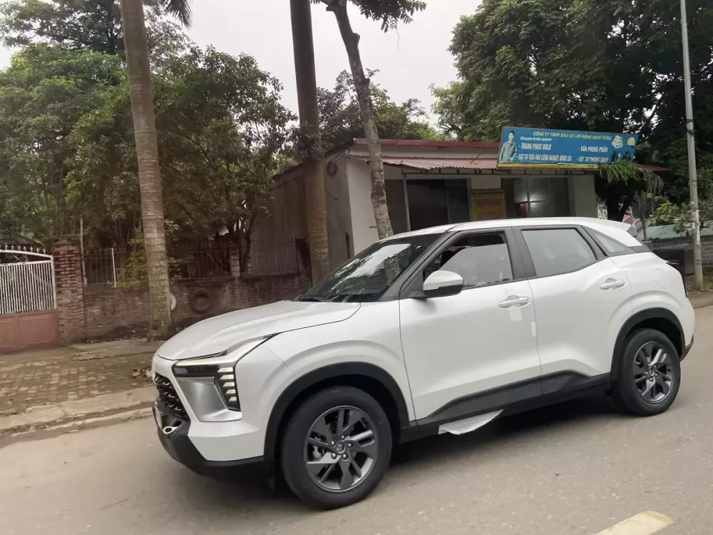 Chẳng bao lâu sau khi cập cảng, Mitsubishi Xforce bản tiêu chuẩn đã bị bắt gặp trên đường phố Việt Nam Chẳng bao lâu sau khi cập cảng, Mitsubishi Xforce bản tiêu chuẩn đã bị bắt gặp trên đường phố Việt Nam
