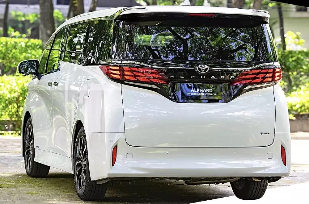 Toyota Alphard 2024 tại Việt Nam dự kiến sẽ có giá trên 4 tỷ đồng