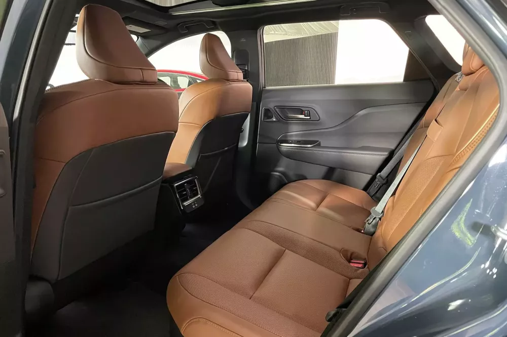 Spacious rear seats of the Toyota Crown Signia 2024