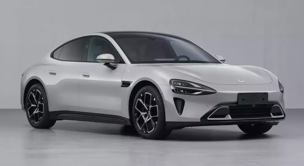 Mẫu xe đầu tiên của hãng điện thoại Xiaomi chính thức lộ diện Mẫu xe đầu tiên của hãng điện thoại Xiaomi chính thức lộ diện