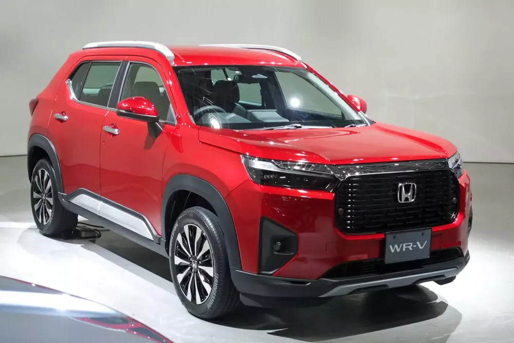 SUV cỡ B Honda WR-V được bán tại sân nhà Nhật Bản