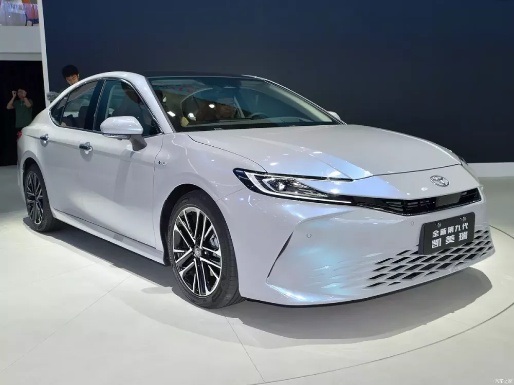 Toyota Camry 2024 tại Trung Quốc có 2 phong cách thiết kế