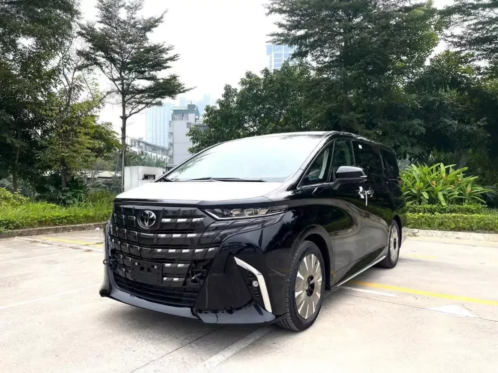 Toyota Alphard 2024 có thêm phiên bản hybrid mới Toyota Alphard 2024 có thêm phiên bản hybrid mới