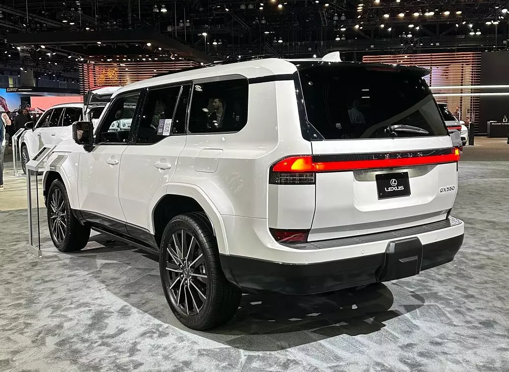 Lexus GX 550 2024 sẽ dùng động cơ V6 mới Lexus GX 550 2024 sẽ dùng động cơ V6 mới