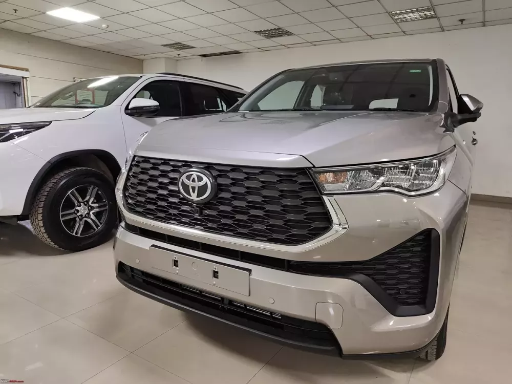 Khách phải chờ 1 năm mới được giao Toyota Innova thế hệ mới tại Ấn Độ Khách phải chờ 1 năm mới được giao Toyota Innova thế hệ mới tại Ấn Độ