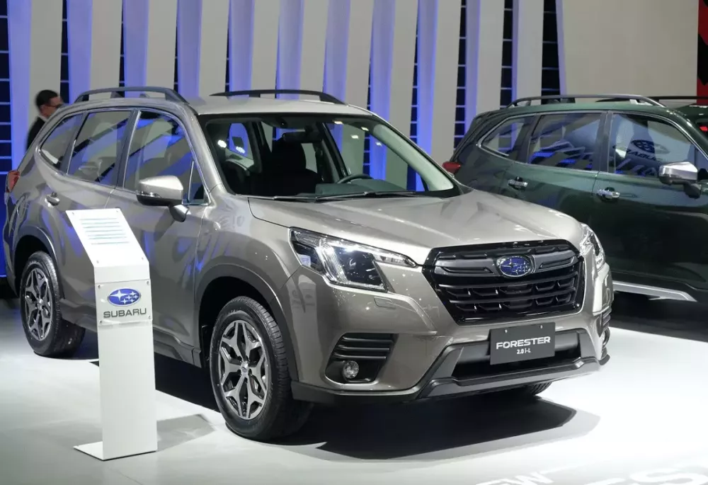 Subaru Forester được giảm giá đến 230 triệu đồng, khởi điểm đúng bằng Hyundai Tucson