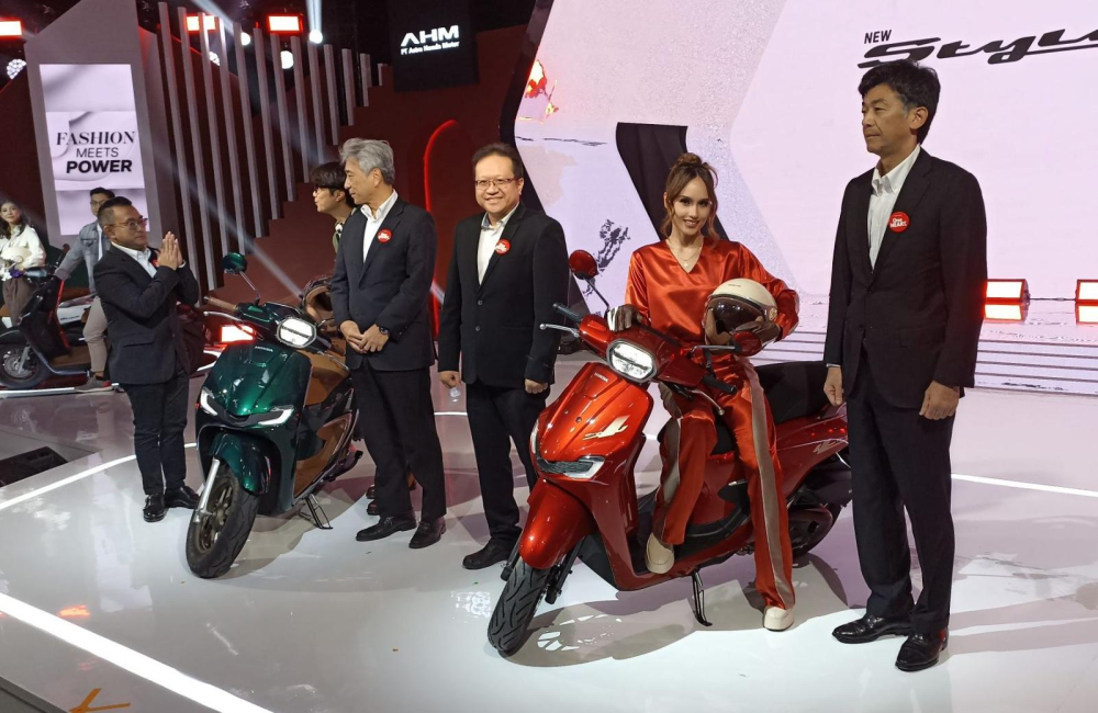 Vén màn Honda Stylo 160 - xe ga thời trang mới dành cho Đông Nam Á Vén màn Honda Stylo 160 - xe ga thời trang mới dành cho Đông Nam Á