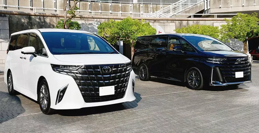 Toyota dừng xuất xưởng thêm 3 mẫu xe vì bê bối gian lận thử nghiệm chứng nhận động cơ, có cả chuyên cơ mặt đất Alphard