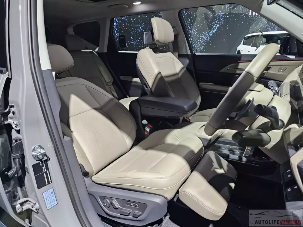 Bản cao cấp của Kia EV5 sẽ được trang bị ghế trước chỉnh điện