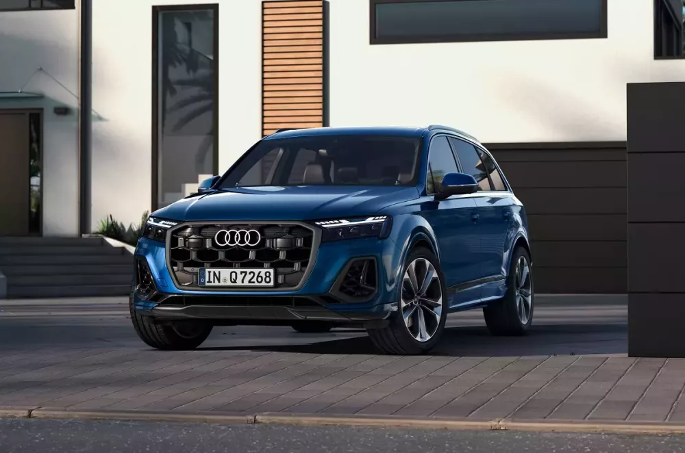 Audi Q7 2024 ra mắt Việt Nam, giá từ 3,4 tỷ đồng, cạnh tranh với BMW X5