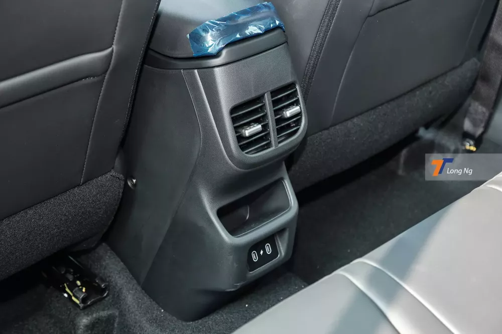 Hyundai Accent 2024 Rear AC Vents