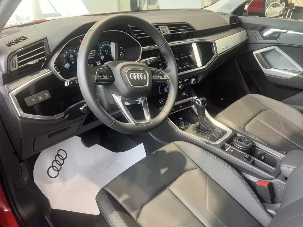 Nội thất của Audi Q3 Black Edition 2024