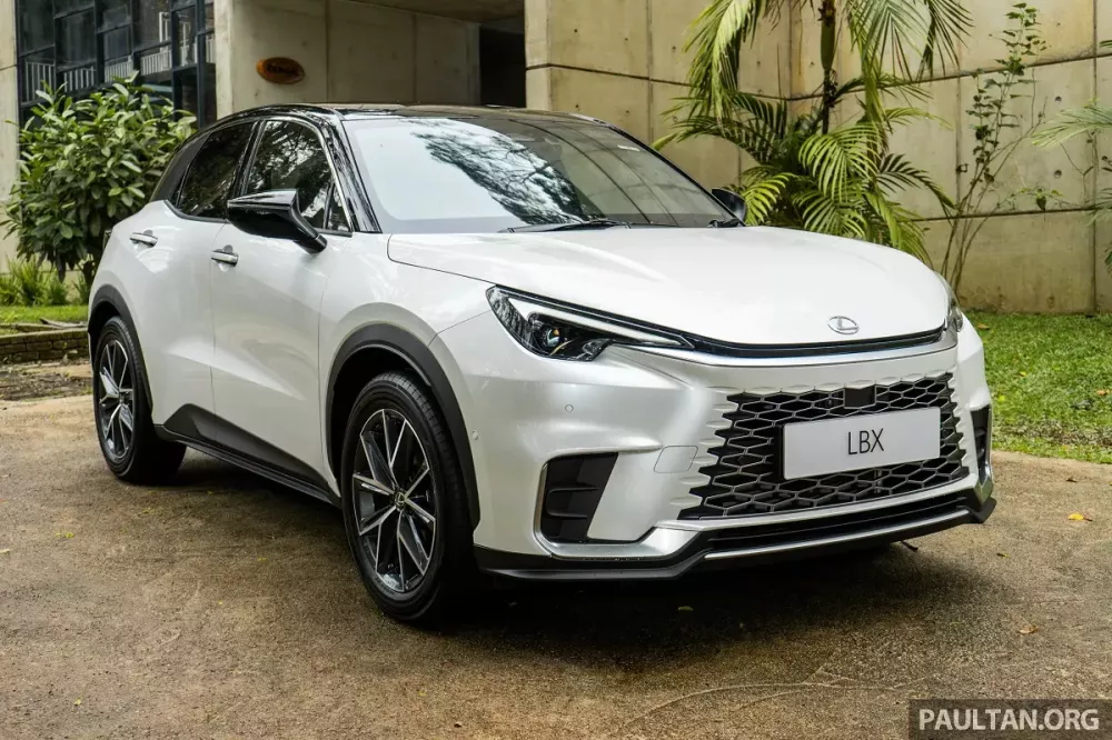 SUV hạng sang Lexus LBX liên tục ra mắt Đông Nam Á SUV hạng sang Lexus LBX liên tục ra mắt Đông Nam Á
