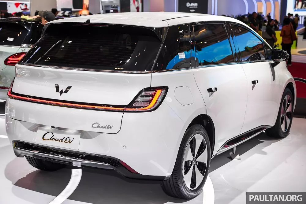 Wuling Cloud EV Car in Indonesia