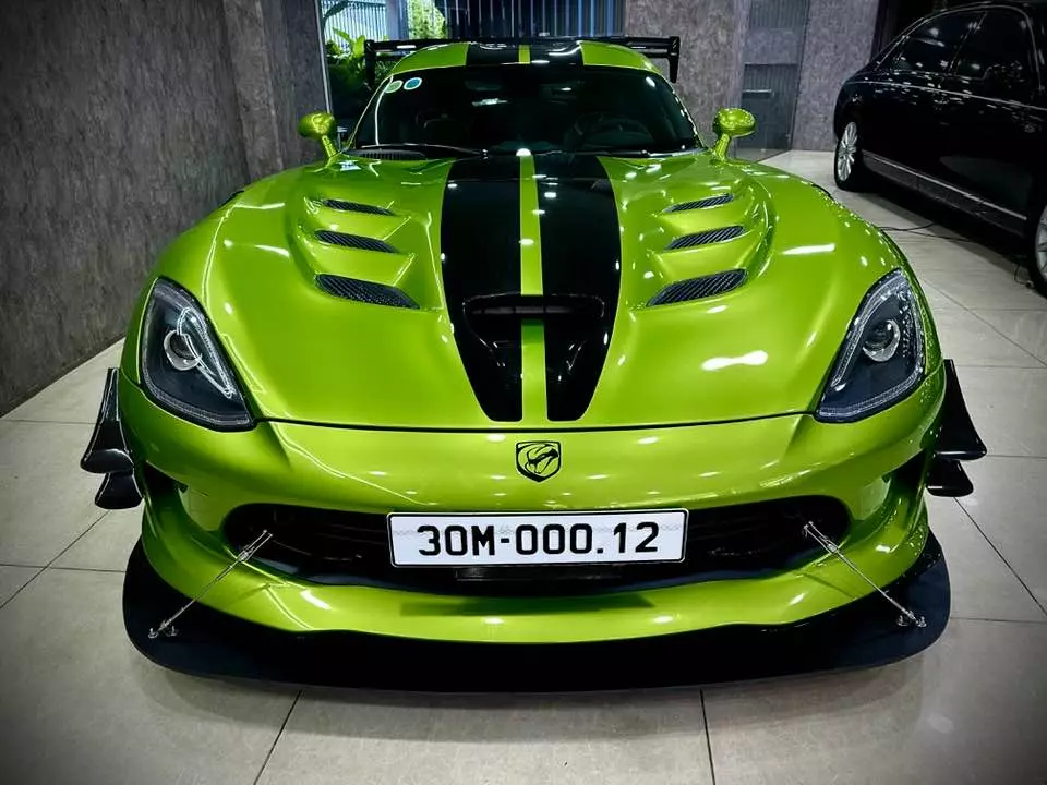 Dodge Viper ACR Snakeskin ACR Edition in Vietnam