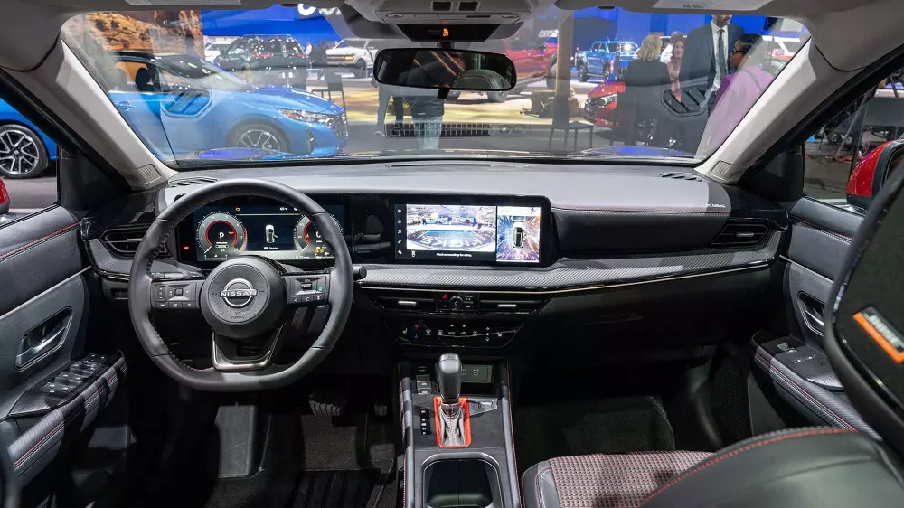 Interior of Nissan Kicks 2025 SR trim