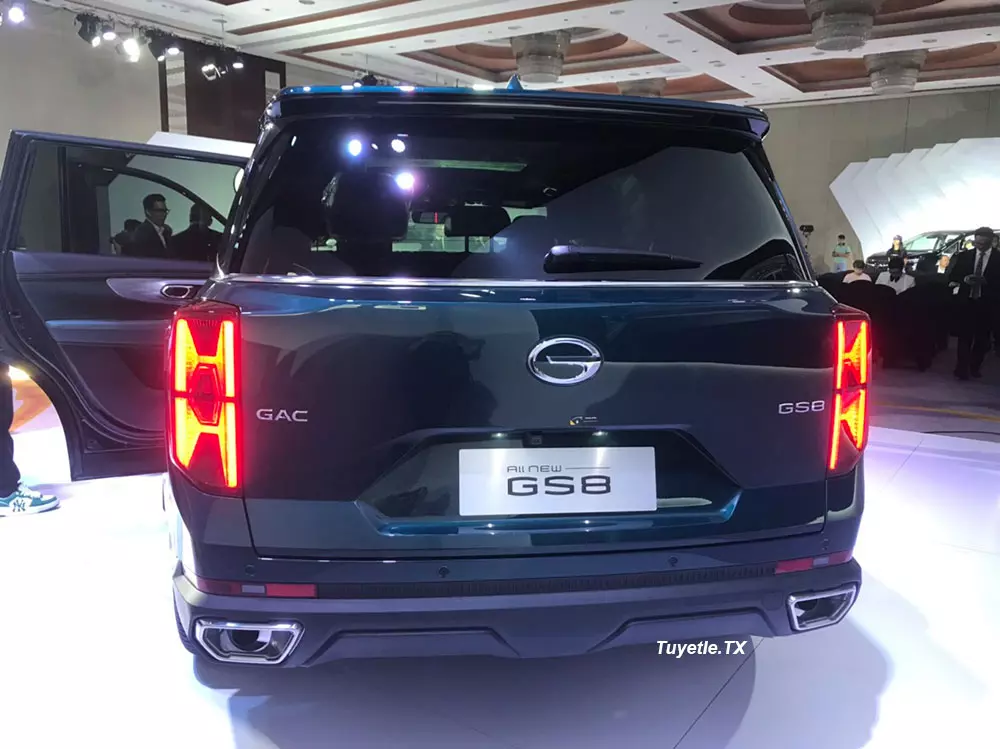 GAC GS8 nhìn từ phía sau GAC GS8 nhìn từ phía sau