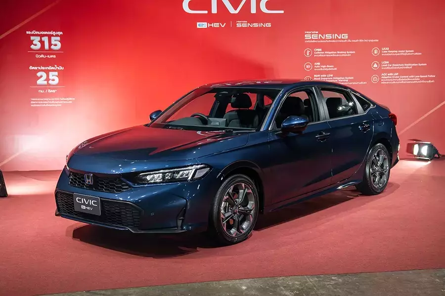 Honda Civic e:HEV EL+ 2025