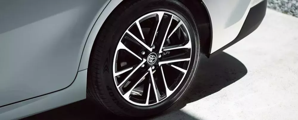 19-inch alloy wheels of Toyota Camry 2025