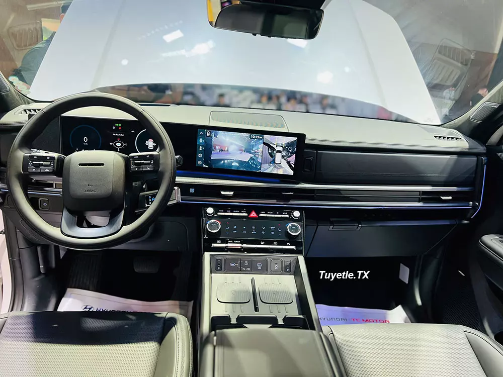 The car is equipped with a pair of 12.3-inch screens