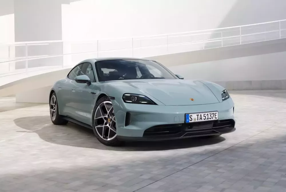 Xe điện Porsche Taycan 2025 chính thức ra mắt Việt Nam, tăng tốc nhanh hơn, chạy được lâu hơn Xe điện Porsche Taycan 2025 chính thức ra mắt Việt Nam, tăng tốc nhanh hơn, chạy được lâu hơn
