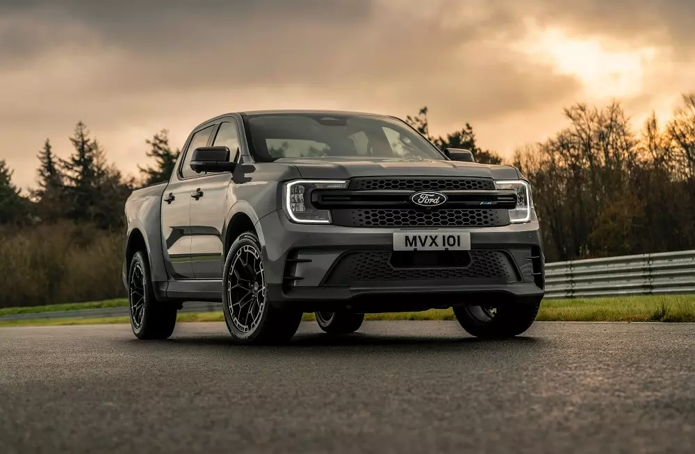 Ford Ranger phiên bản đậm chất xe đua sẽ ra mắt Đông Nam Á vào tháng sau