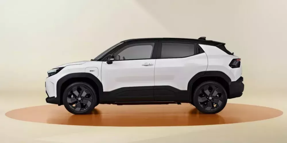 Toyota Urban Cruiser EV 2025 là SUV thuần điện cùng mâm với VinFast VF6.