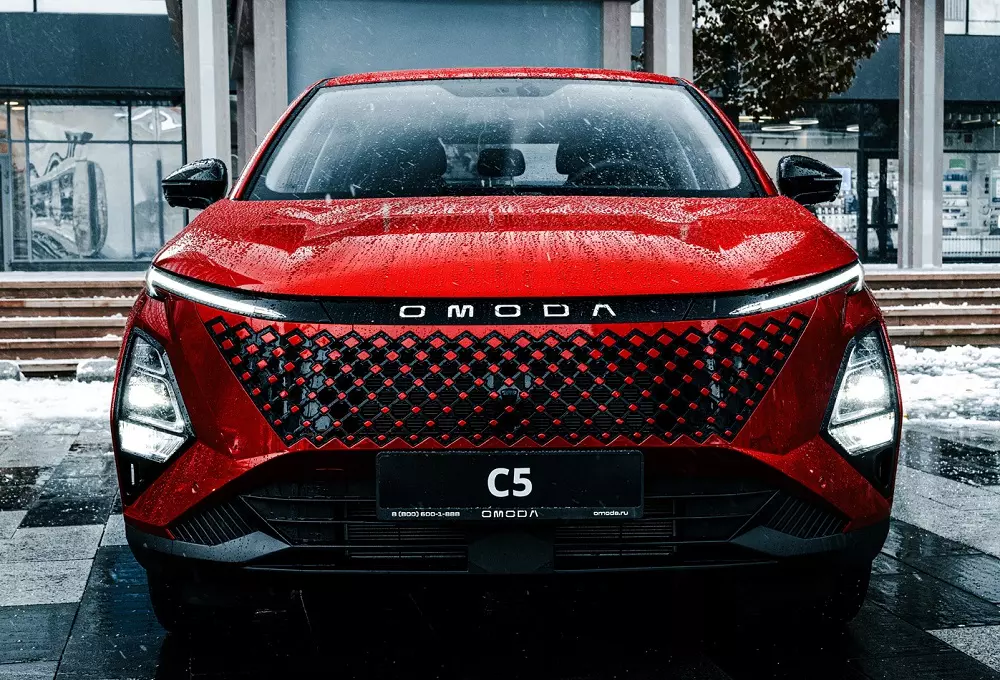 Omoda C5 2025 được bổ sung thiết kế đầu xe mới Omoda C5 2025 được bổ sung thiết kế đầu xe mới