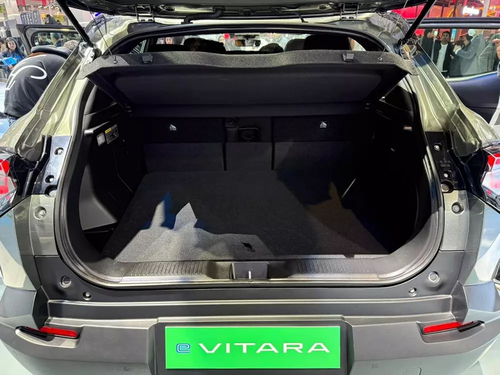 Khoang hành lý của Suzuki e Vitara 2025 Khoang hành lý của Suzuki e Vitara 2025