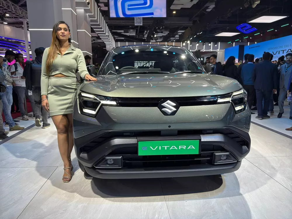 Cận cảnh khu vực đầu xe của Suzuki e Vitara 2025 Cận cảnh khu vực đầu xe của Suzuki e Vitara 2025