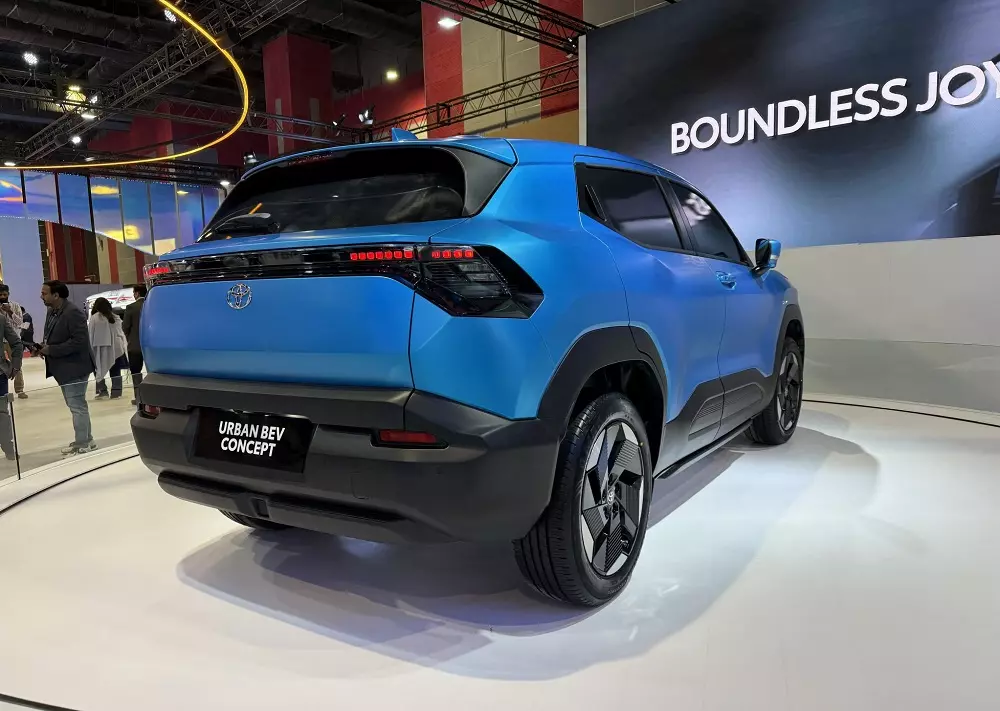 Toyota Urban Cruiser EV có 2 phiên bản FWD Toyota Urban Cruiser EV có 2 phiên bản FWD