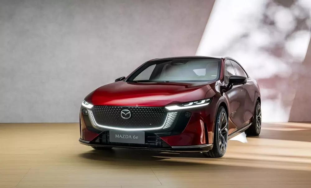 Mazda e6 mới ra mắt thị trường châu Âu Mazda e6 mới ra mắt thị trường châu Âu
