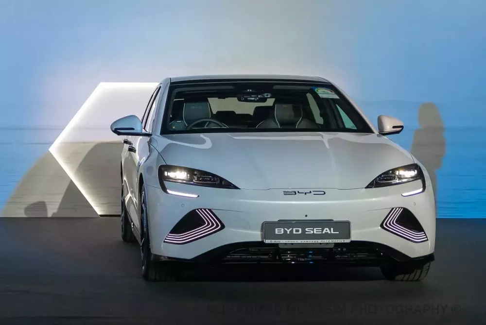 BYD lần đầu tiên bán chạy hơn Toyota tại quốc gia đắt đỏ nhất Đông Nam Á BYD lần đầu tiên bán chạy hơn Toyota tại quốc gia đắt đỏ nhất Đông Nam Á