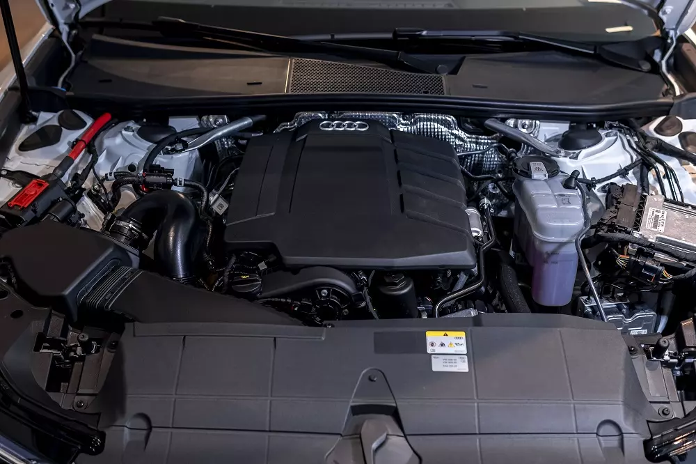 Audi A6 2025 dùng động cơ mild hybrid tiết kiệm xăng Audi A6 2025 dùng động cơ mild hybrid tiết kiệm xăng
