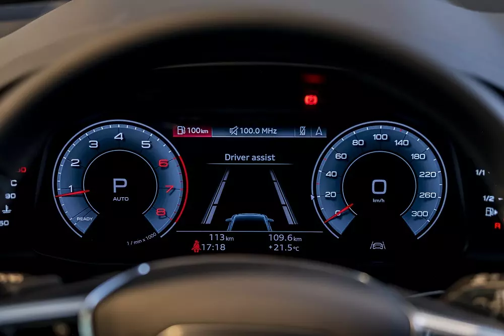 Bảng đồng hồ kỹ thuật số của Audi A6 2025 Bảng đồng hồ kỹ thuật số của Audi A6 2025