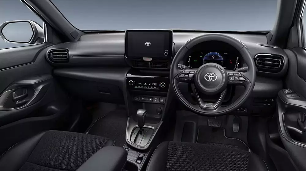 Toyota Yaris Cross Z Urbano Interior