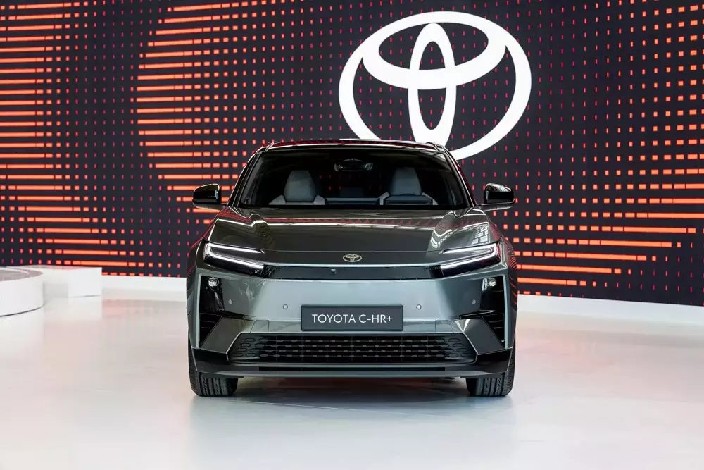 Toyota C-HR+ dùng chung khung gầm với bZ4X nhưng thiết kế đẹp hơn Toyota C-HR+ dùng chung khung gầm với bZ4X nhưng thiết kế đẹp hơn
